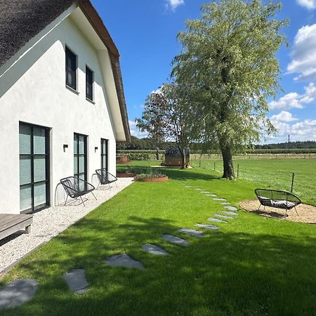Bed and Breakfast De Gouden Wilg Lunteren Esterno foto