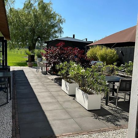 Bed and Breakfast De Gouden Wilg Lunteren Esterno foto